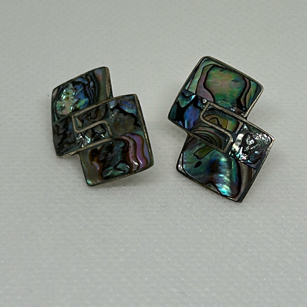🔥🔥Beautiful 🥰Vintage mexico Alpaca and Abalone Shell Earring
